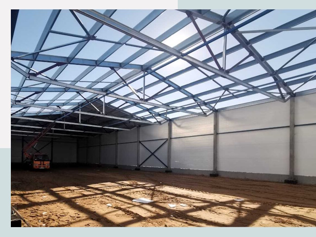 Строительство сенохранилищ в Муравленке