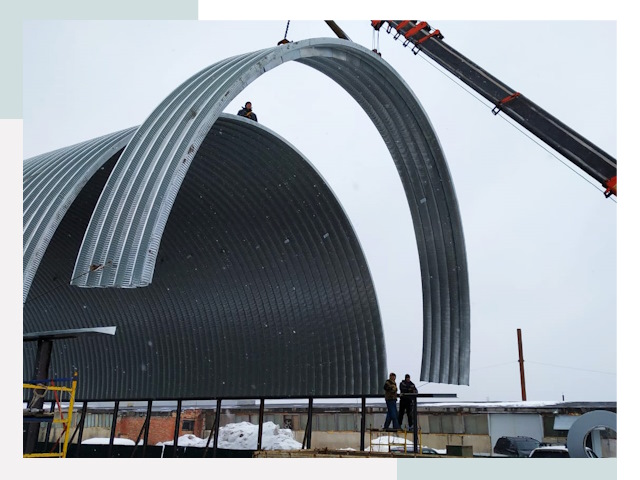 Полукруглые ангары в Муравленке