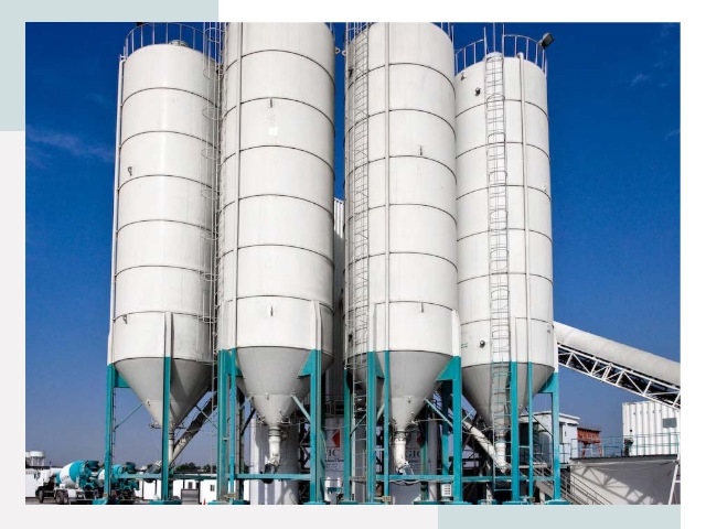 Строительство цементных силосов в Муравленке